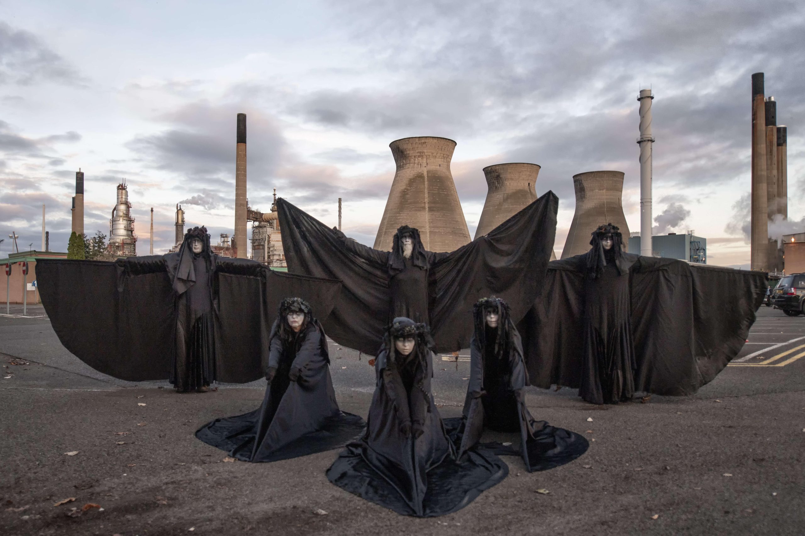 XR to block UK oil refineries in April